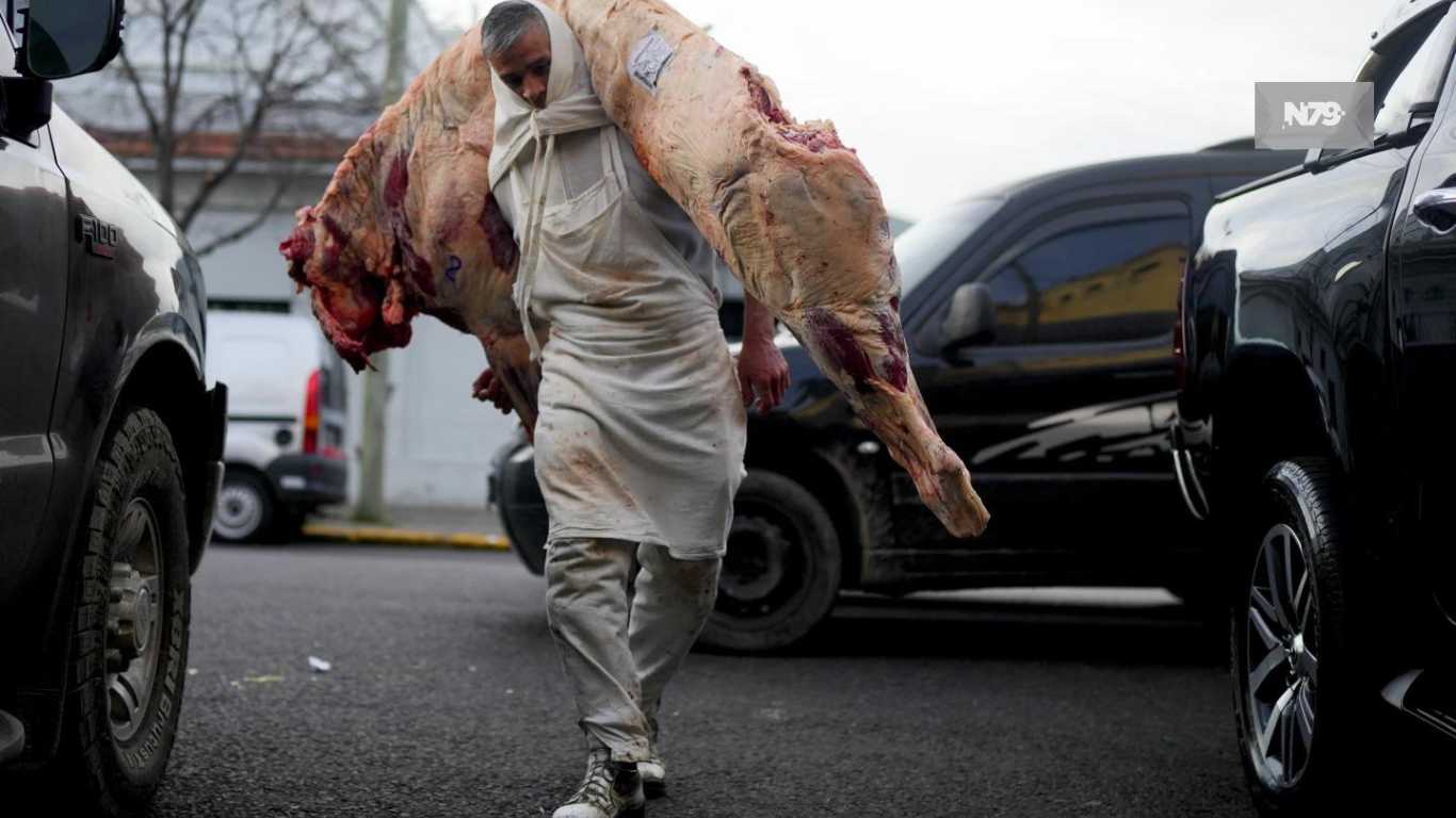 Argentina reporta 12,4% de inflación en agosto, la más alta del siglo