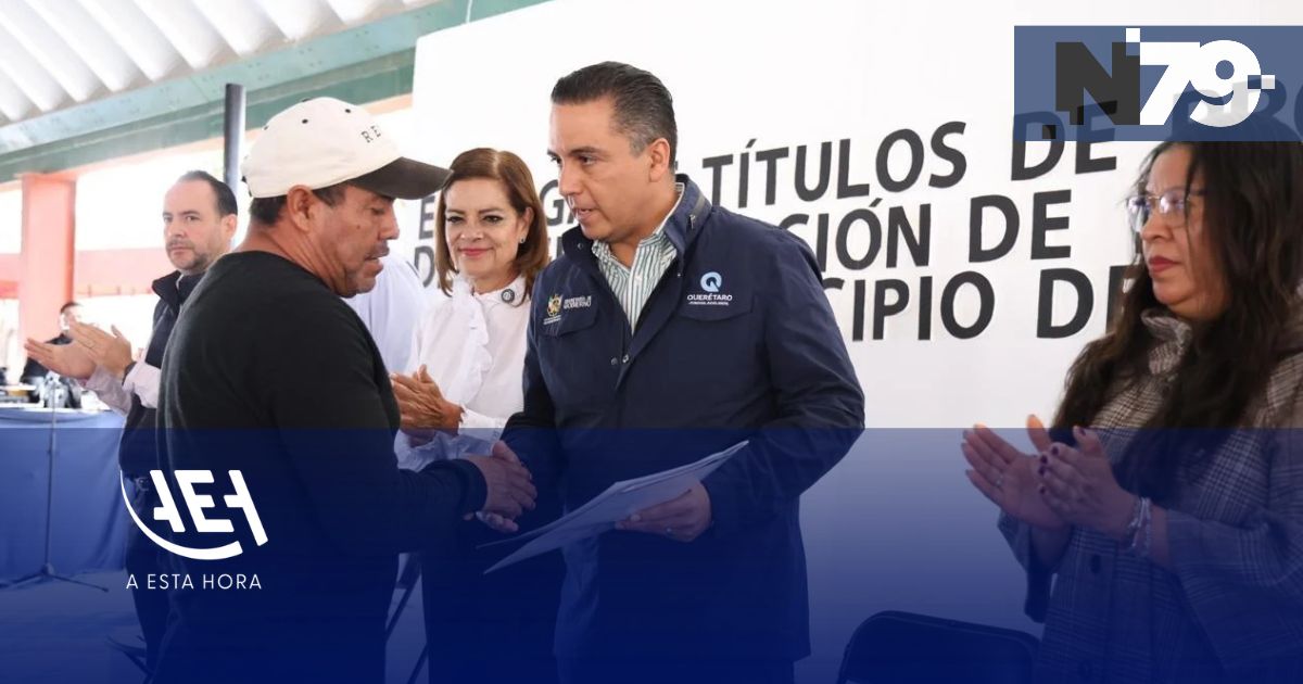 Cadereyta entrega 134 títulos de propiedad