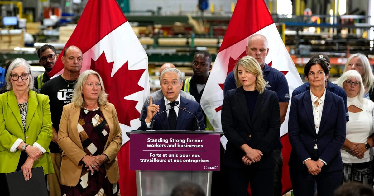 Canadá responde a EE.UU. con aranceles por 20 mil mdd