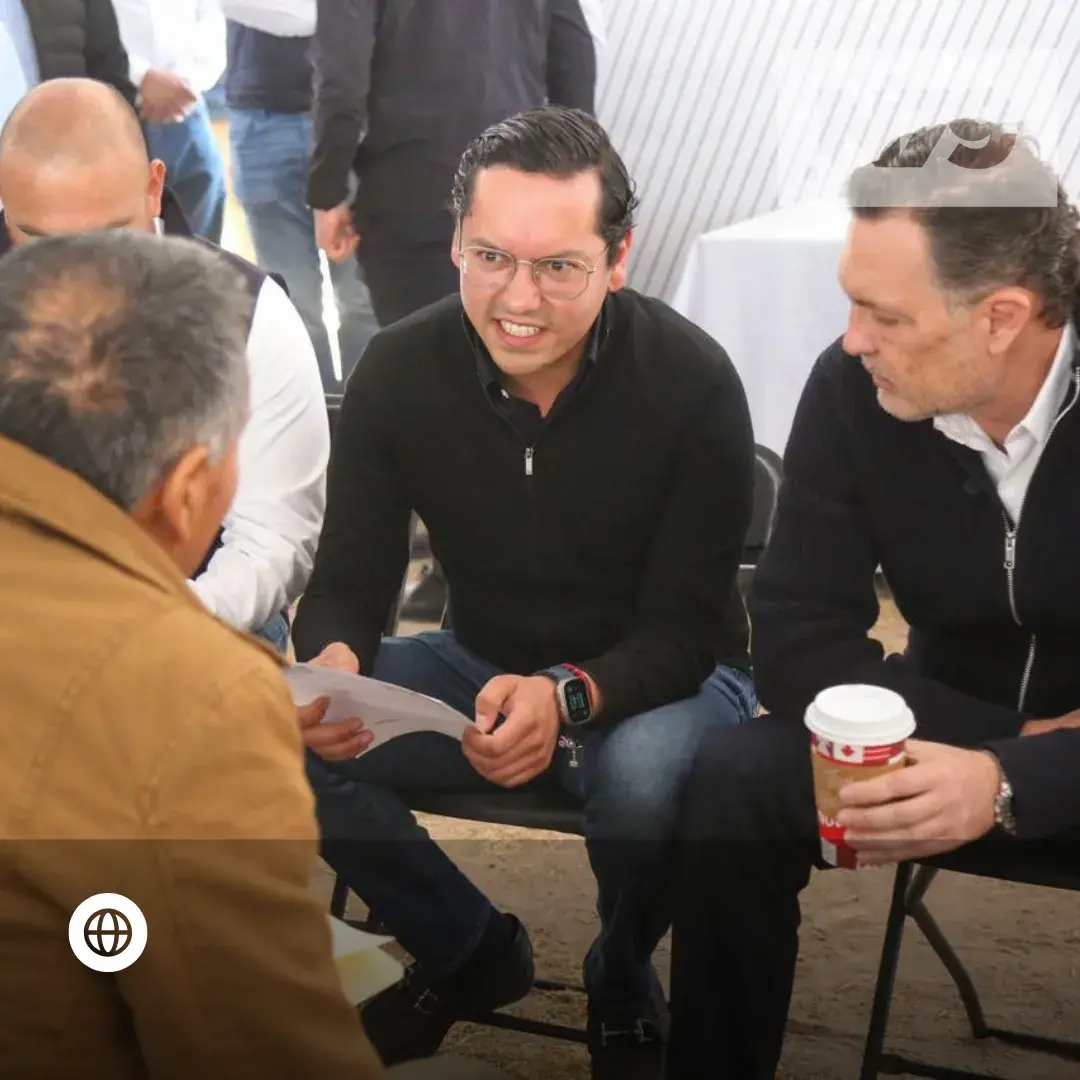 Chepe Guerrero y Mauricio Kuri acercan servicios a Charco Blanco