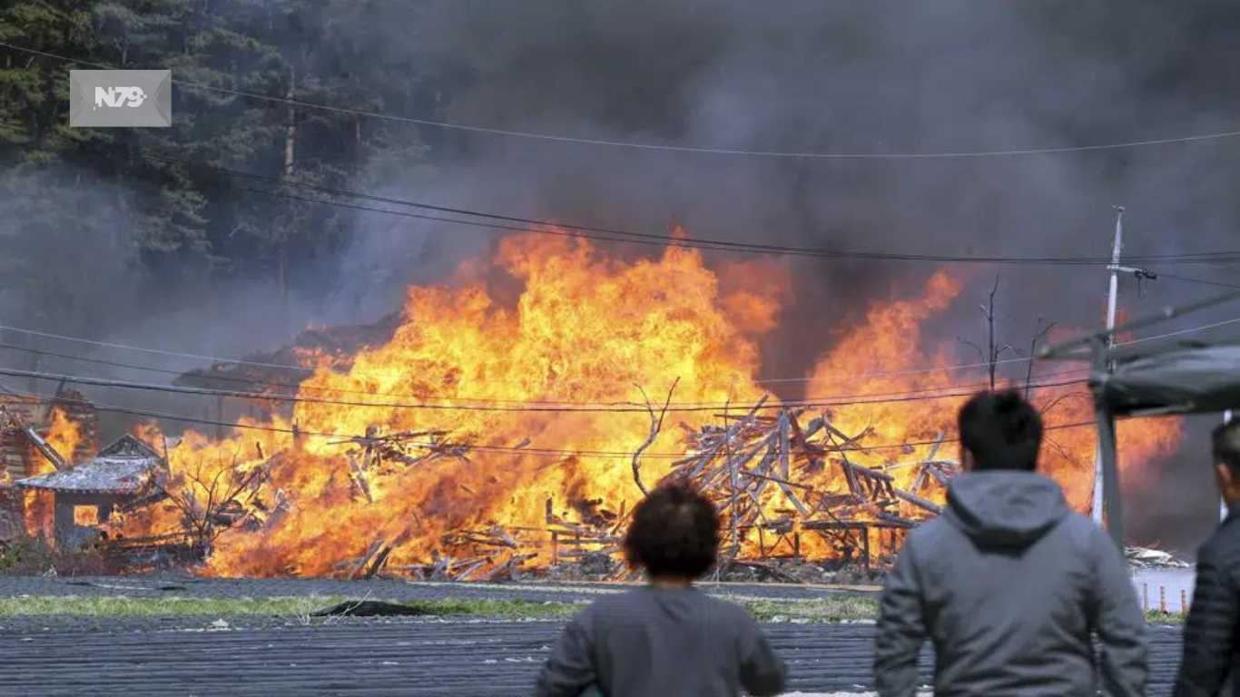 Cientos huyen de incendio en ciudad costera de Corea del Sur