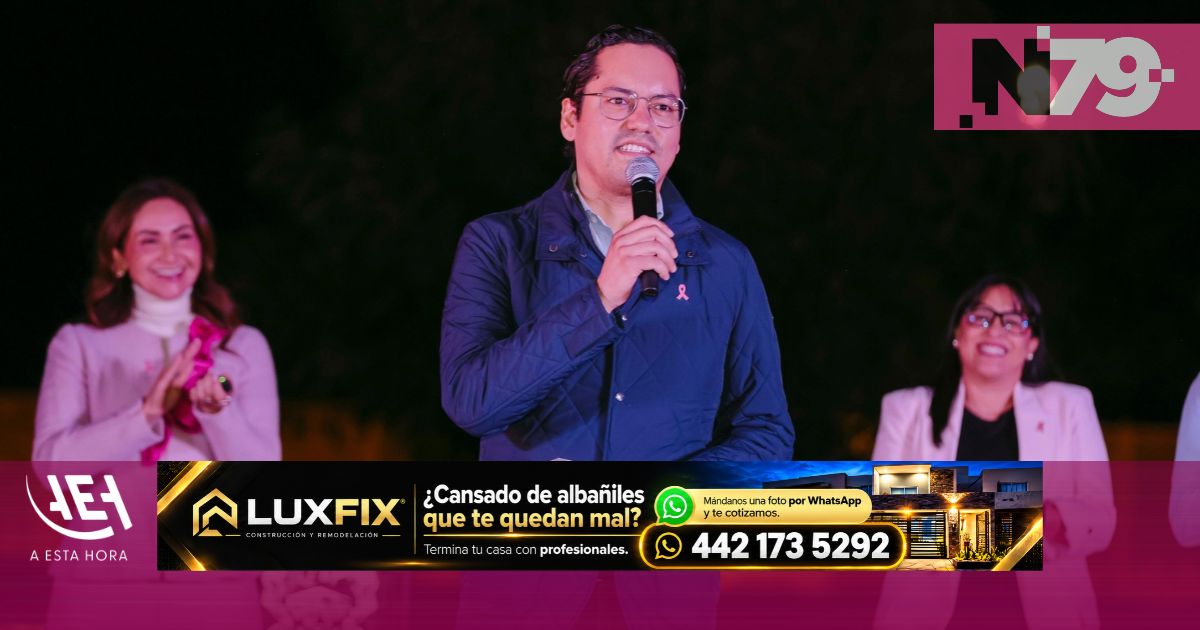 Corregidora ilumina pirámide; ofrece además mastografías gratuitas
