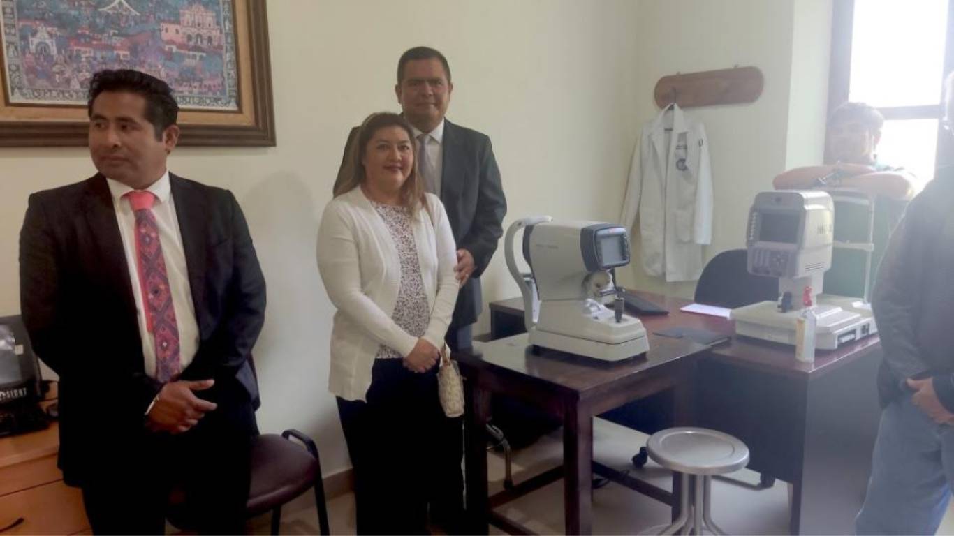 Donan equipo médico para comunidades rurales de Chiapas