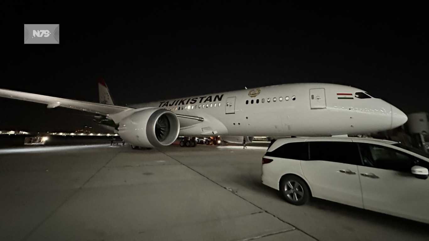 El avión presidencial parte de EU en vuelo de entrega a Tayikistán