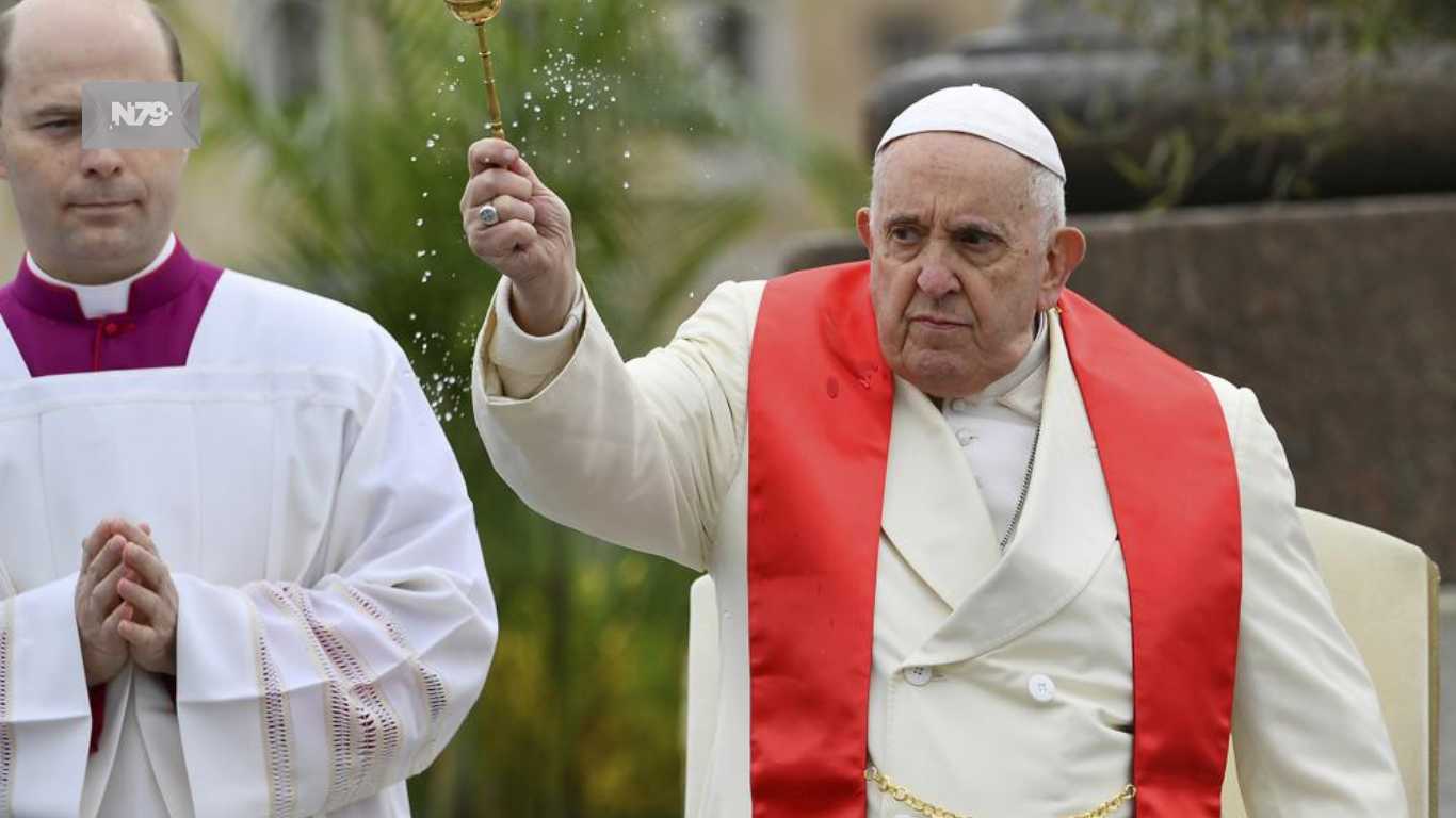 El papa Francisco oficia la misa del Domingo de Ramos