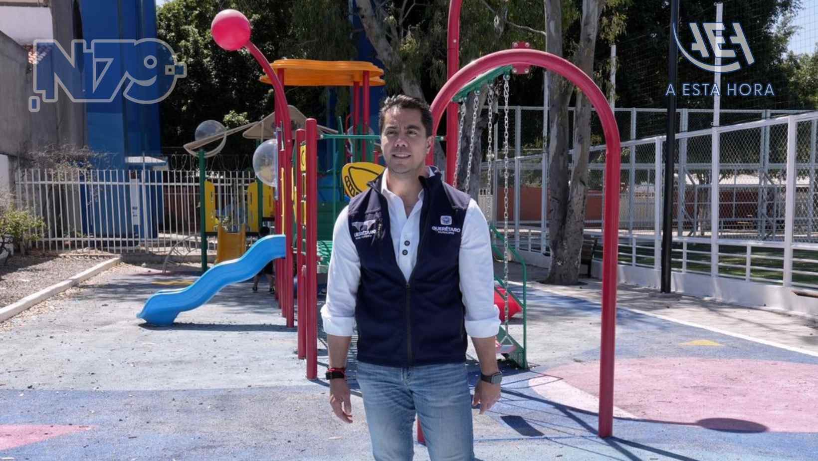 Entrega Felifer Macías rehabilitación del parque en la colonia Las Plazas