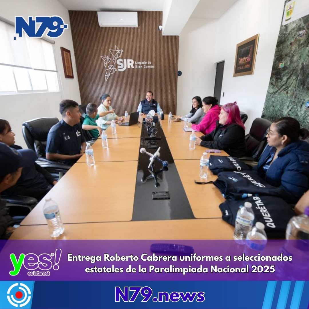 Entrega Roberto Cabrera uniformes a seleccionados estatales de