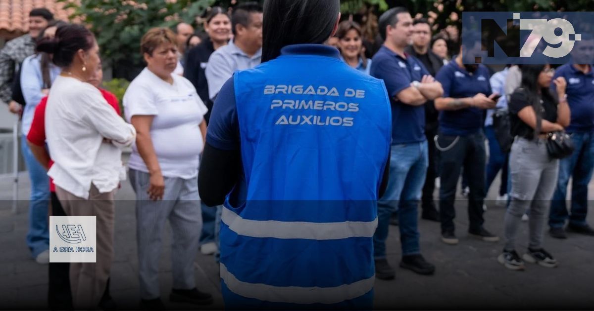 Evacúan a 631 personas en simulacro de El Marqués