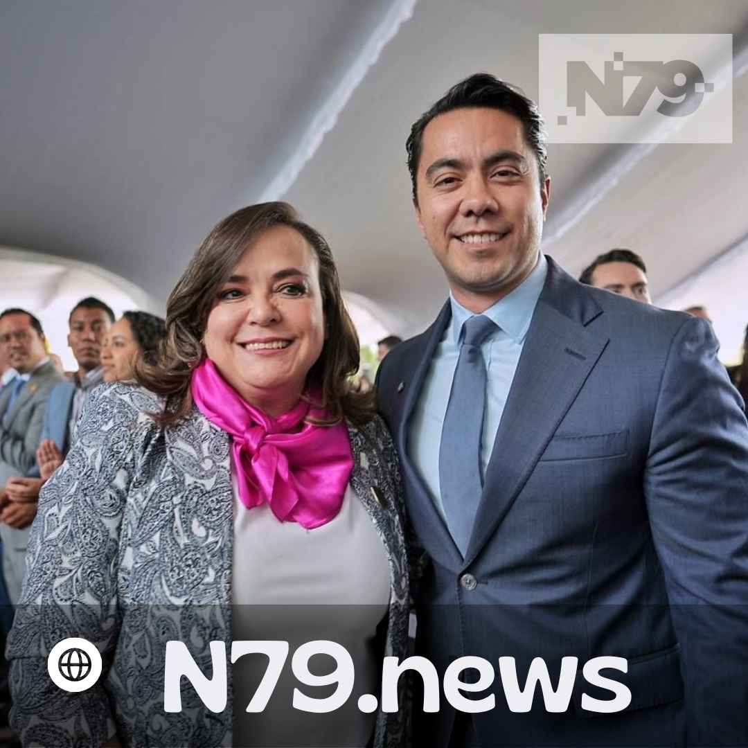 Felifer Macías asiste al informe de la UAQ