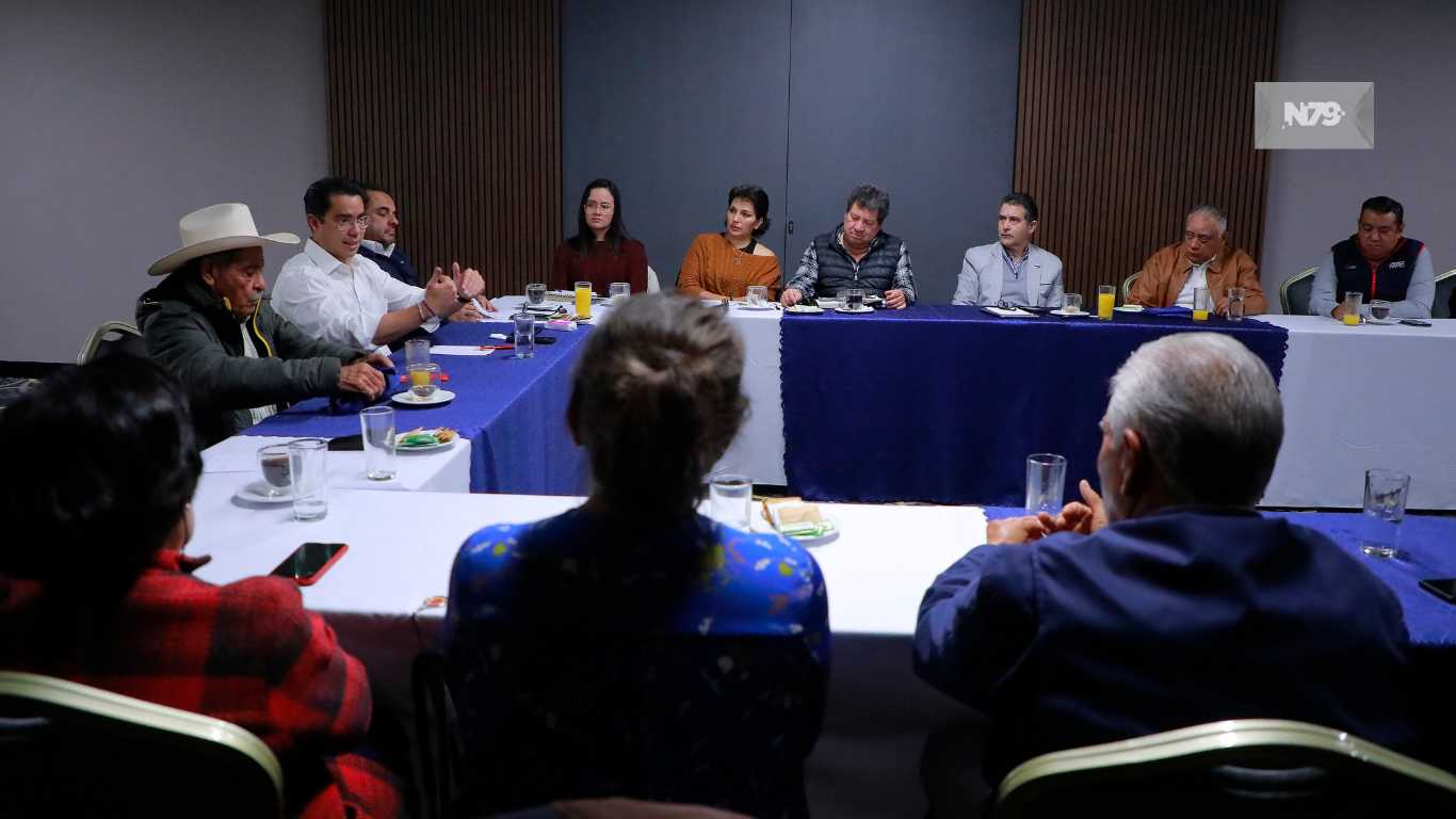 Felifer pide unir esfuerzos para evitar que la incompetencia que prevalece en el país se introduzca en Querétaro
