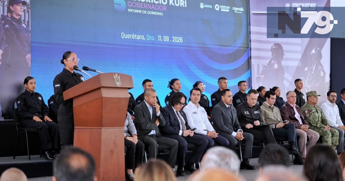 Felifer reconoce a nuevos policías estatales de Querétaro
