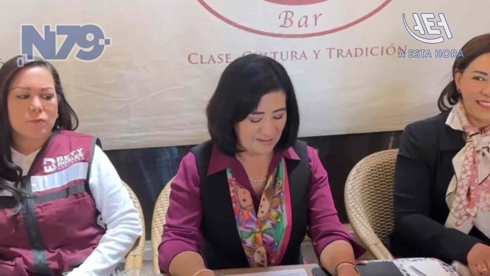 Firma Beatriz Robles Gutiérrez convenio para impulsar desarrollo y autonomía de mujeres en Querétaro