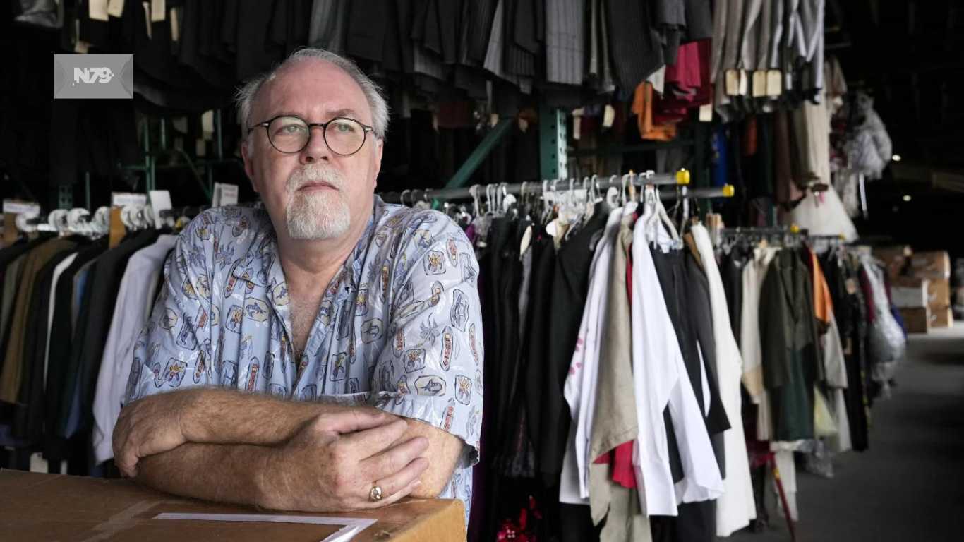 Huelgas de Hollywood se sienten en la economía de Los Ángeles