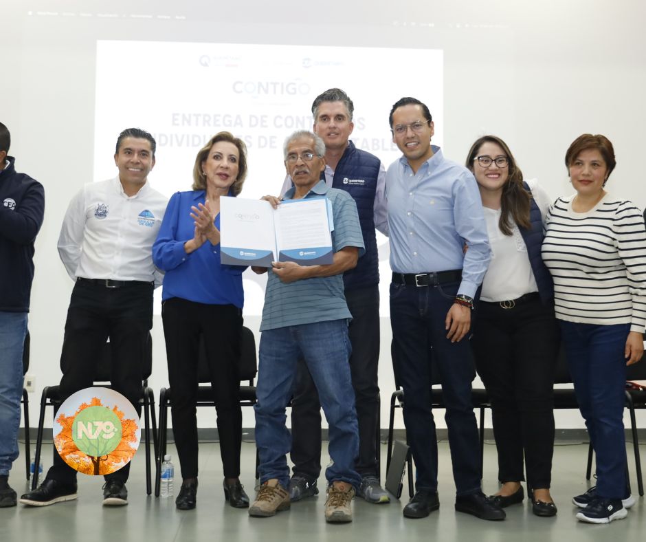 Josué Guerrero Encabeza Entrega de Contratos de Agua en Corregidora