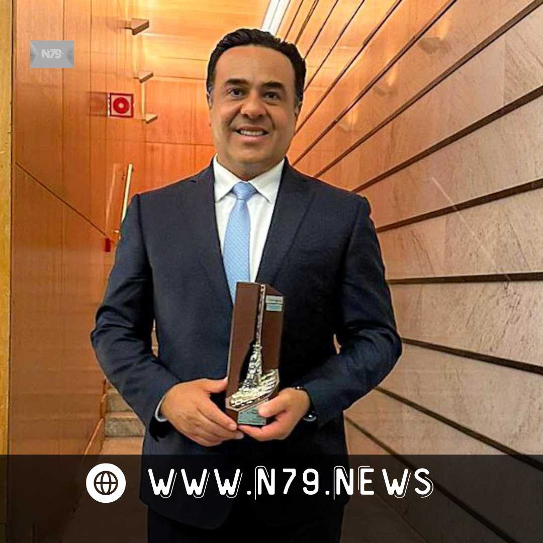 La Escoba de Platino 2024 reconoció al Municipio de Querétaro por la instalación y operación de 400 papeleras solares