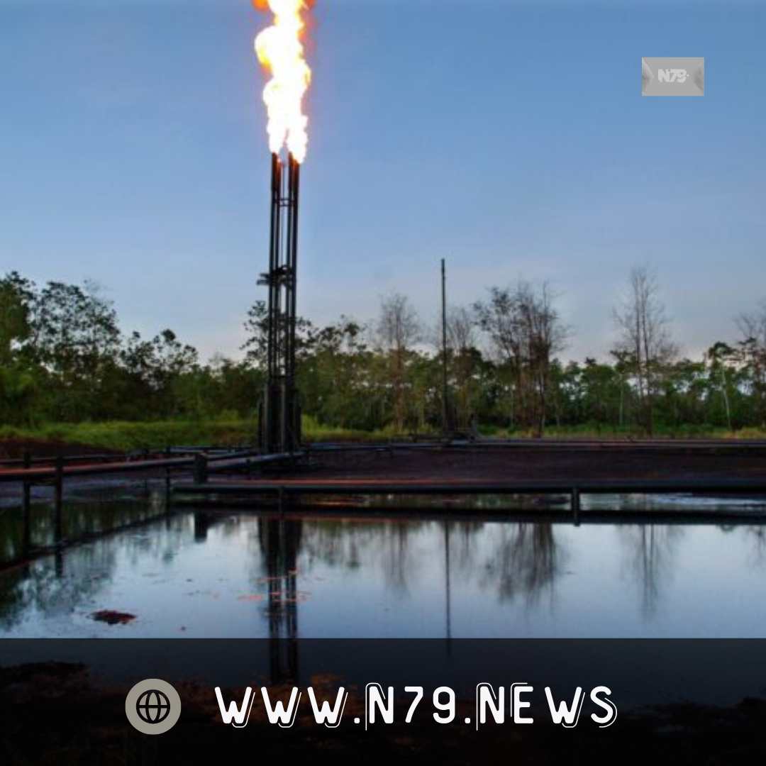 Los mecheros siguen ardiendo en la Amazonia ecuatoriana