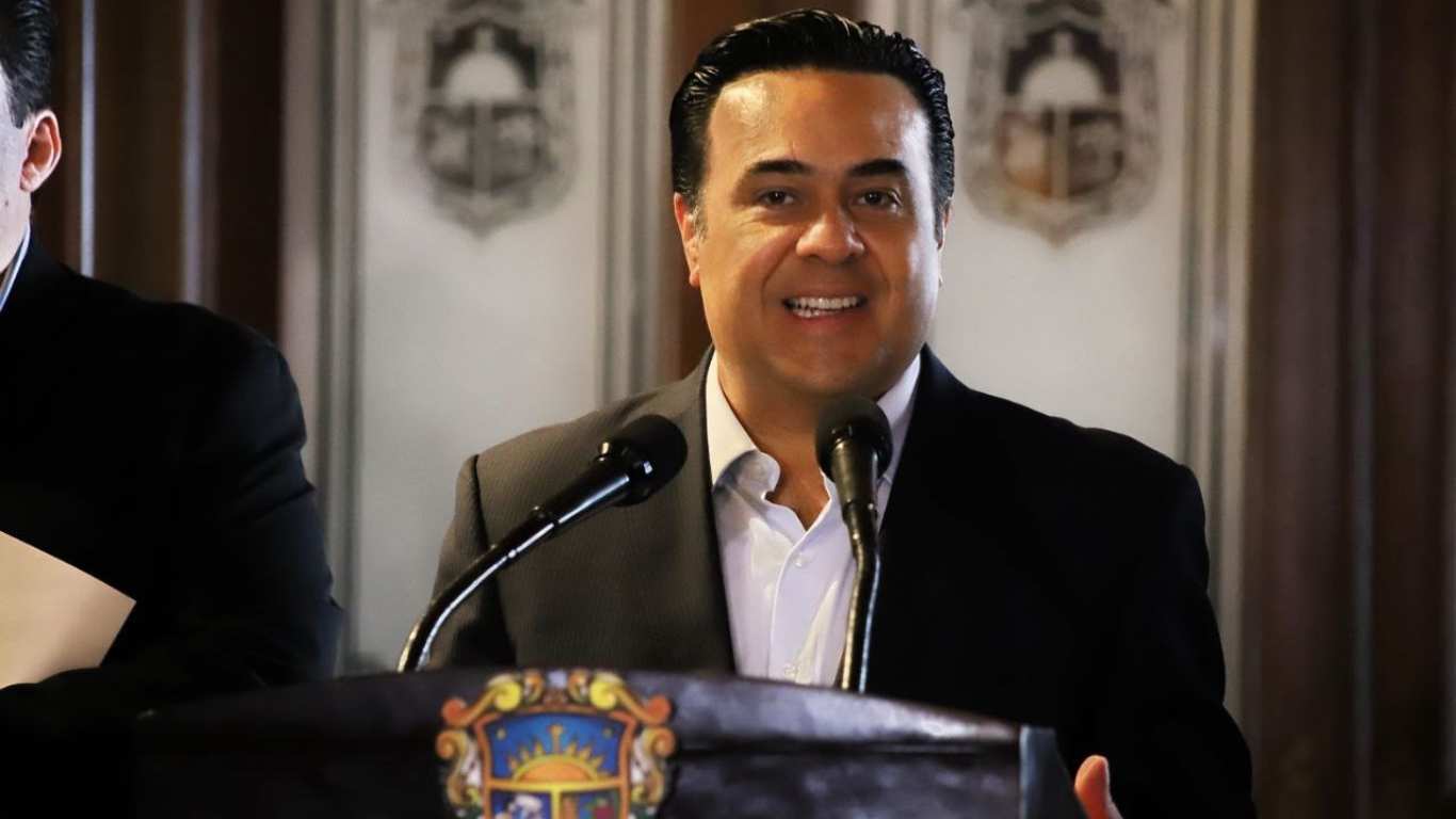 Luis Nava concreta la compra del predio para la subcomandancia del Centro Histórico