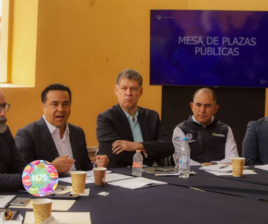Luis Nava dialoga con la Alianza por el Centro Histórico