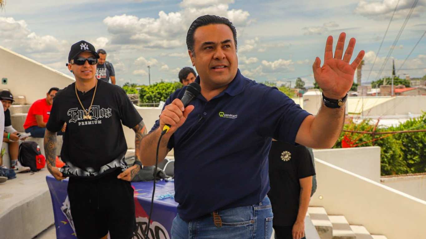 Luis Nava se une al rapero Toser One para apoyar el talento de los jóvenes queretanos