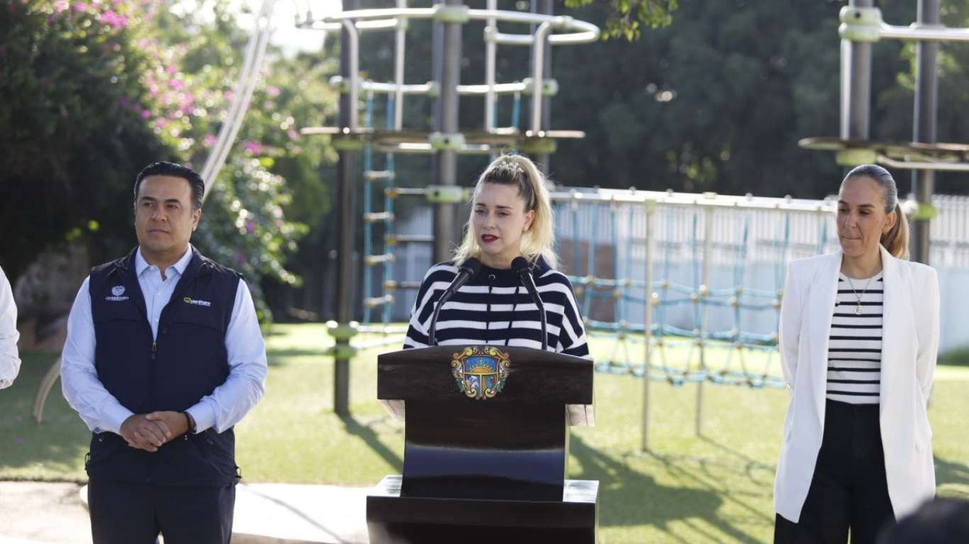 Luis Nava y Arahí Domínguez impulsan Médico Contigo para el bienestar de menores en Querétaro