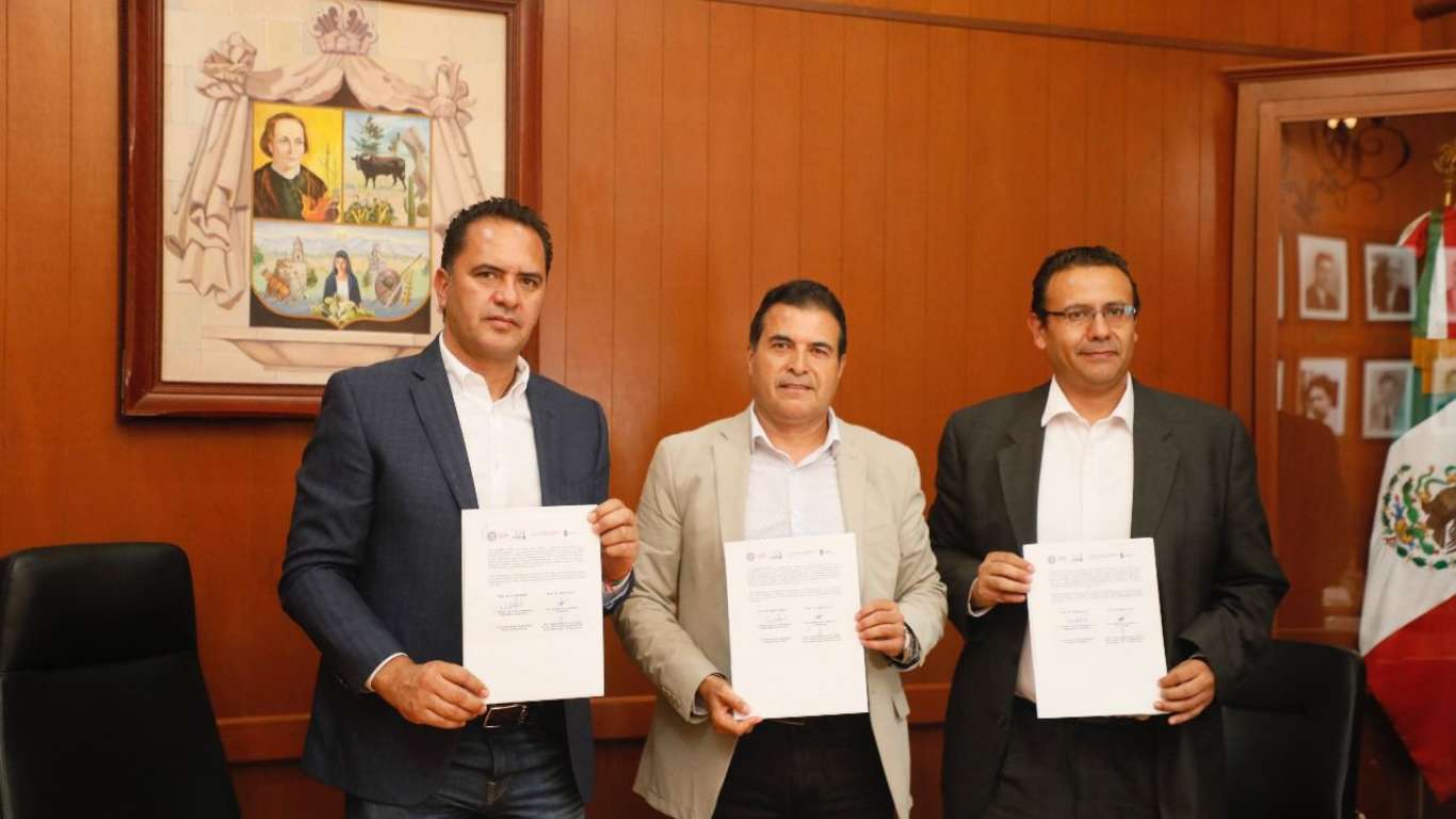 Municipio de Colón y TecNM firman convenio para impulsar la educación superior