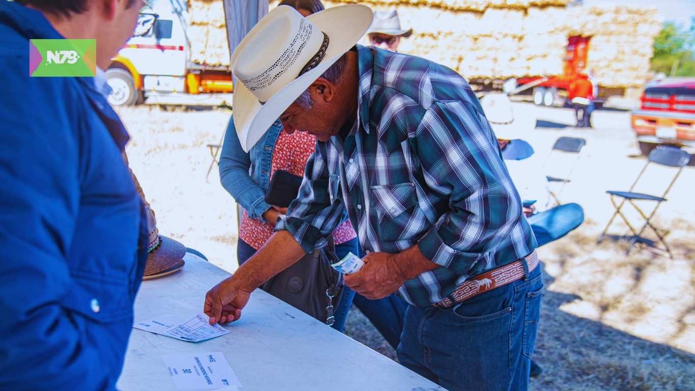 Municipio de El Marqués concluye con la entrega de forraje a productores para mitigar el estiaje