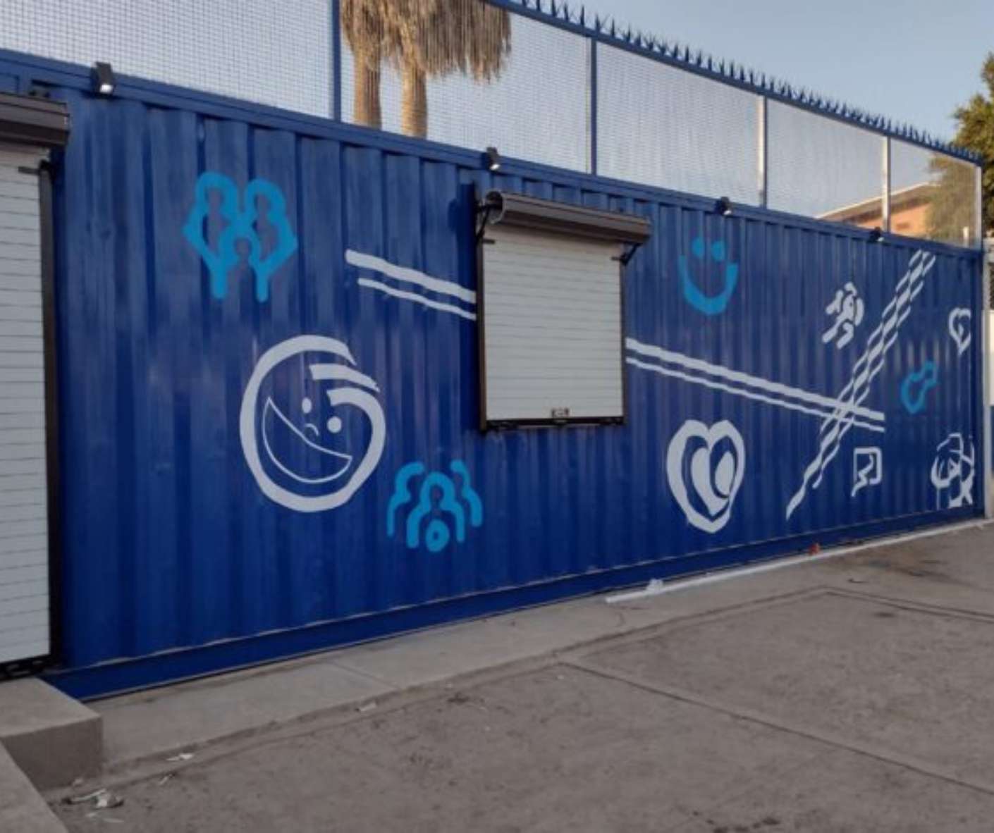 PepsiCo México 2 CEDIS con contenedores marítimos