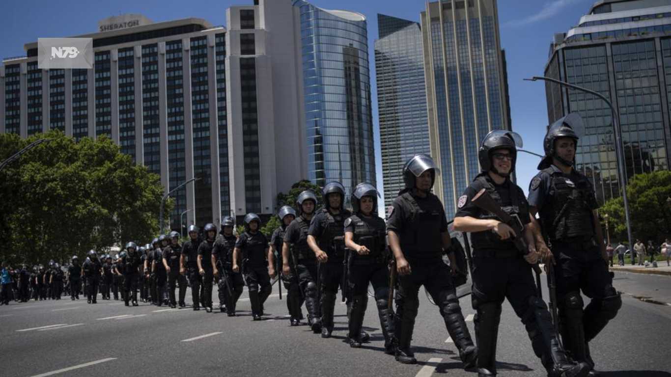 Policía de Buenos Aires usará pistolas Taser contra delito