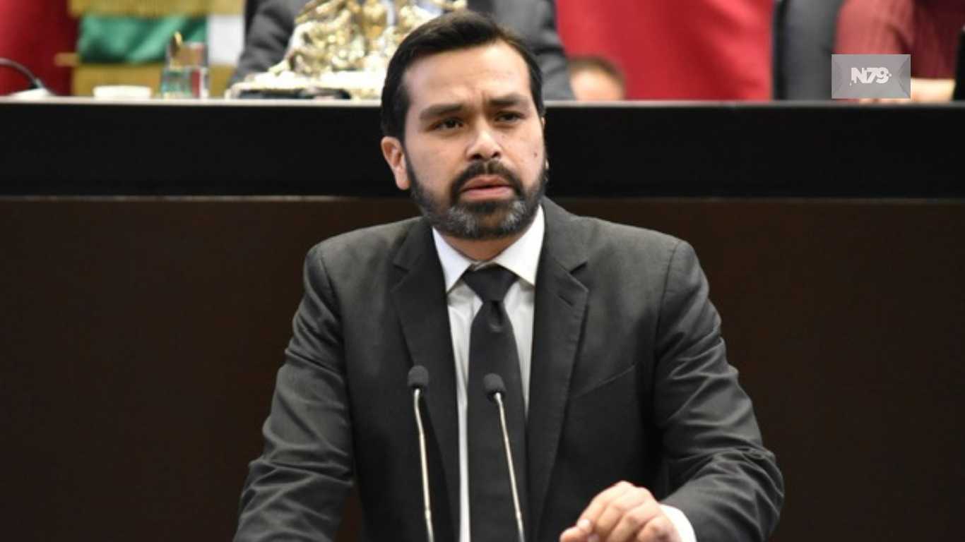 Presentan iniciativa para regular a las escuelas de manejo