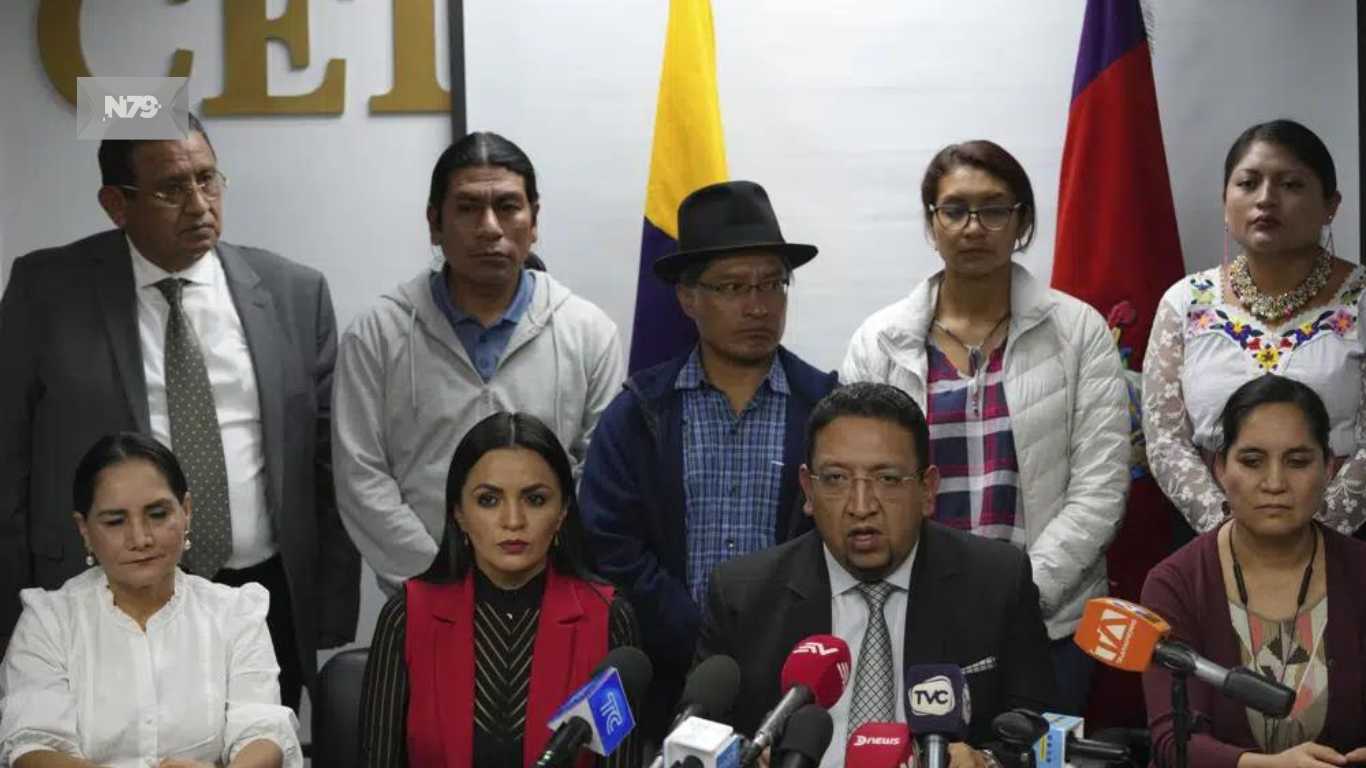 Prevén nuevas elecciones en Ecuador para agosto Asamblea pide ser restituida