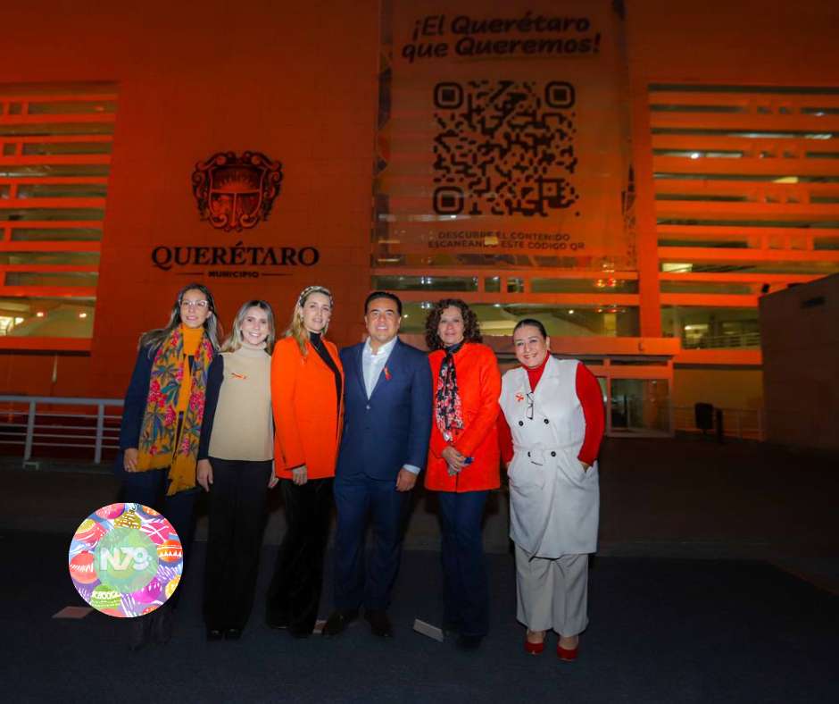 Querétaro se ilumina de naranja contra la violencia hacia las mujeres