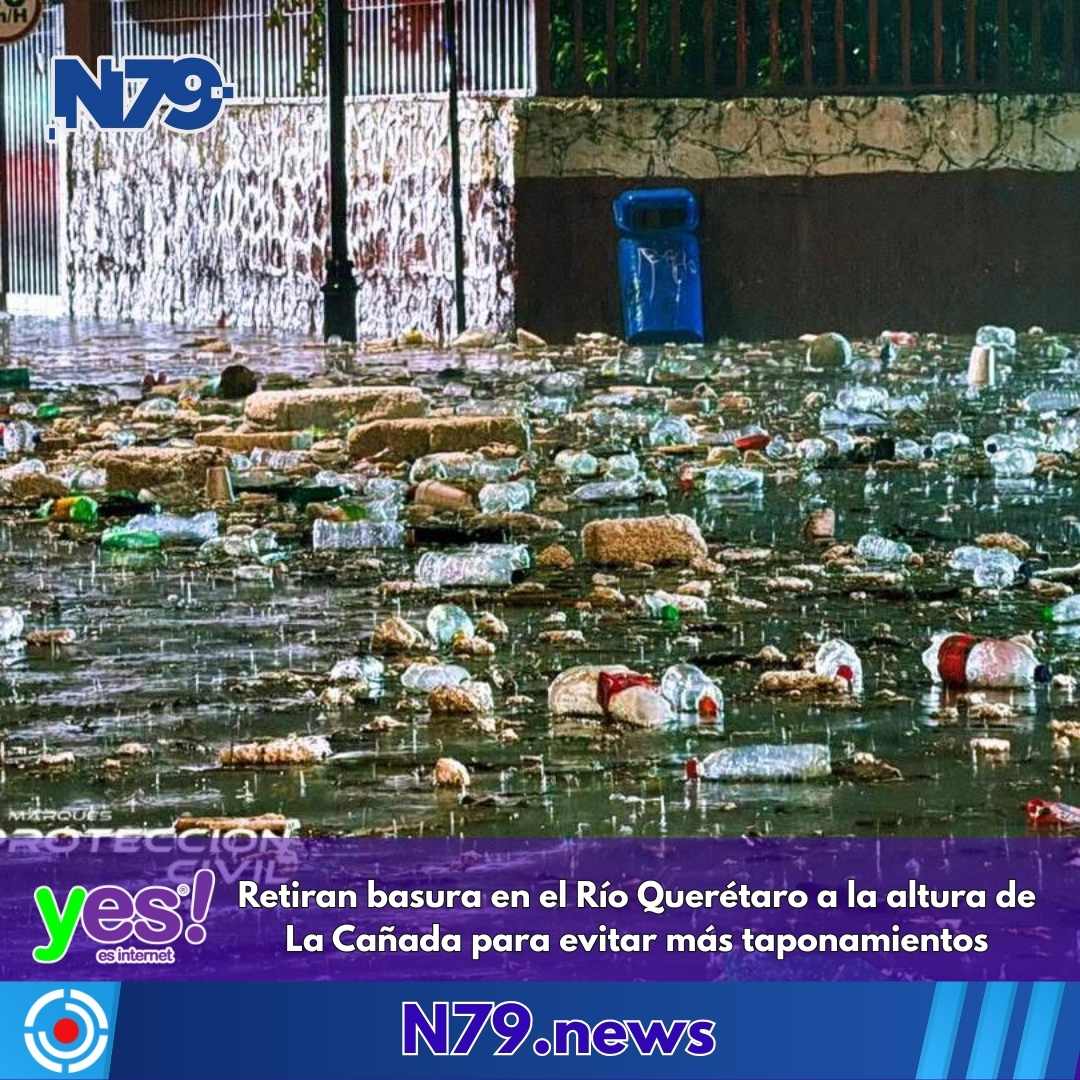 Retiran basura en el Río Querétaro a la altura de La Cañada para evitar más taponamientos