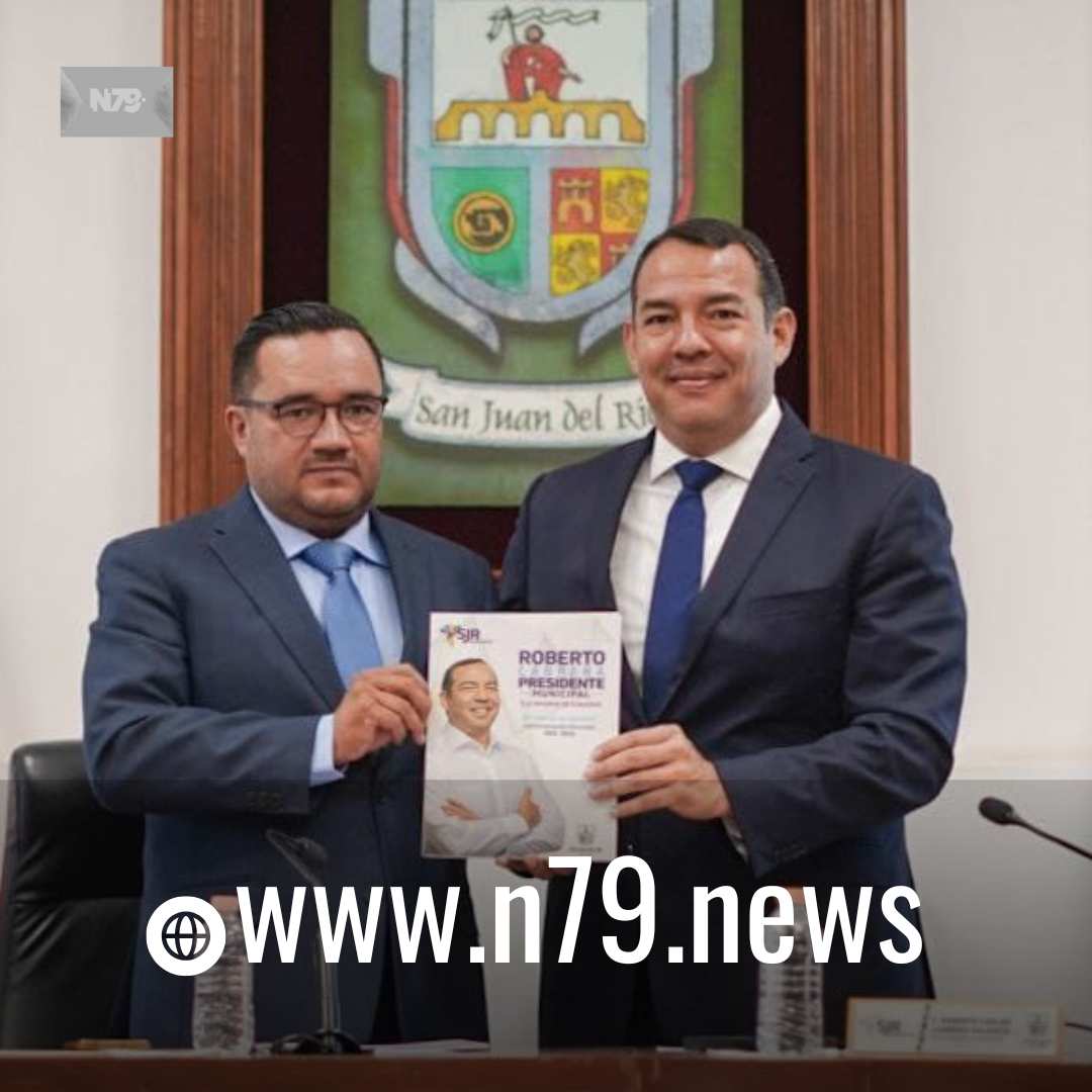 Roberto Cabrera entrega Tercer Informe de Gobierno en San Juan