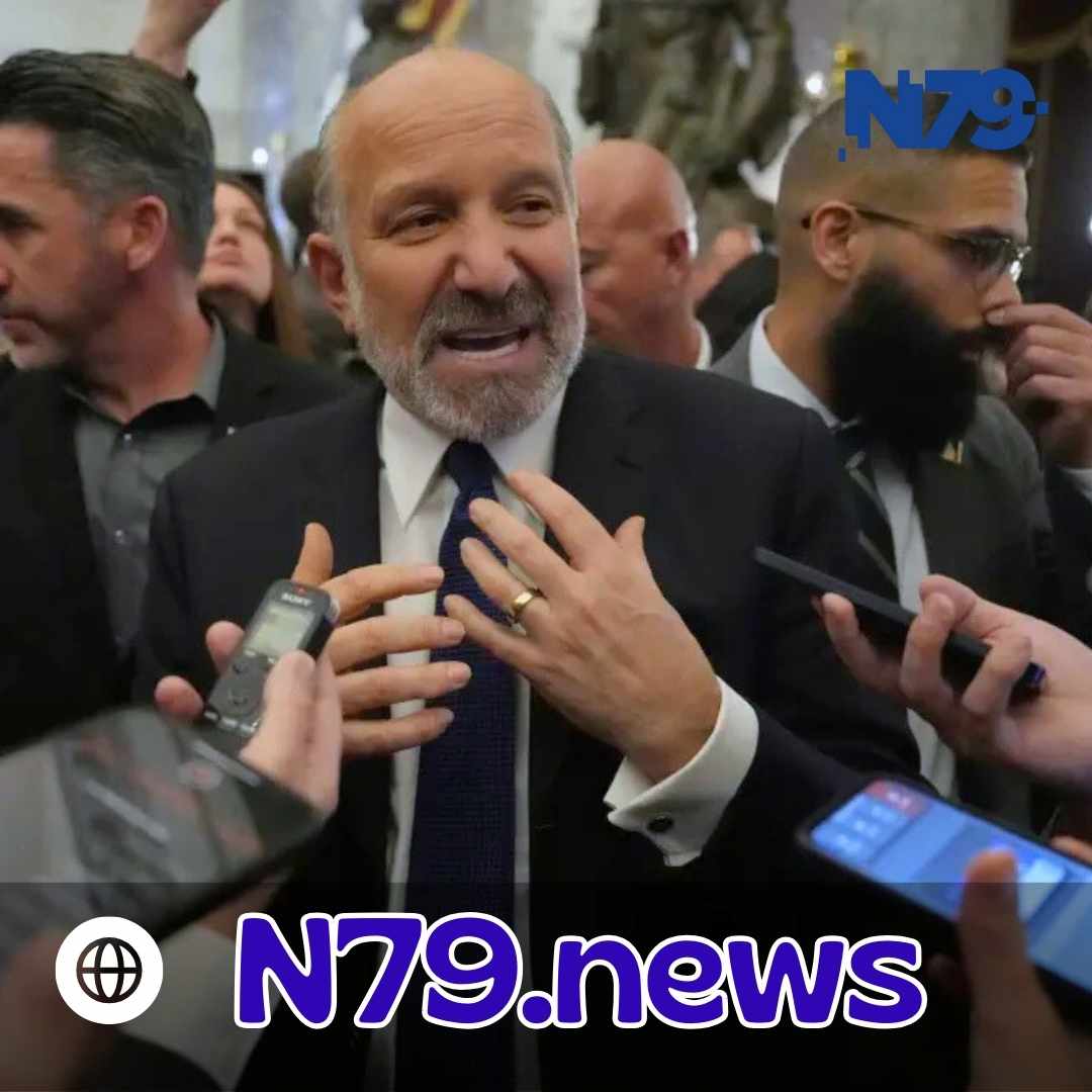 Trump aplaza aranceles a México y Canadá hasta abril