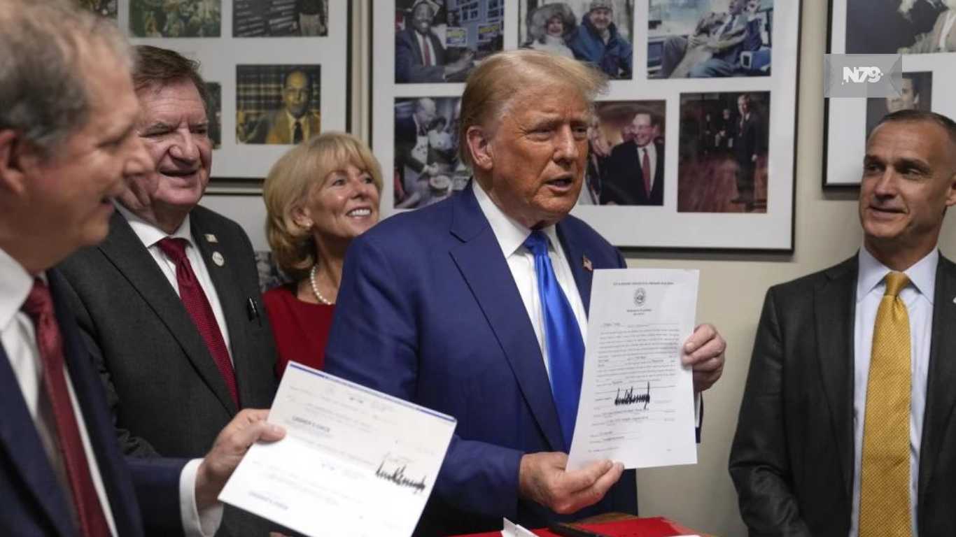 Trump se compara con Mandela tras registrarse para primarias en Nueva Hampshire
