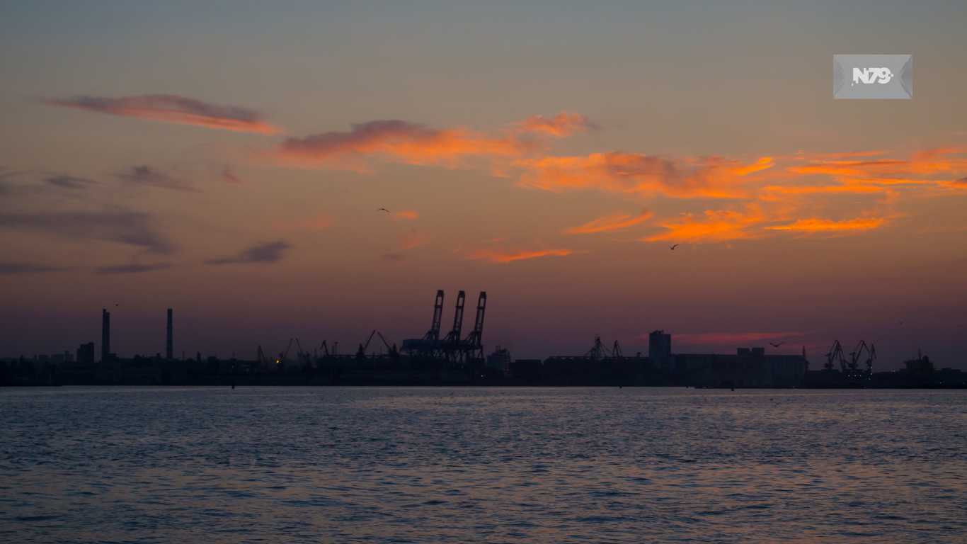Ucrania anunció sobre la destrucción de otra embarcación de guerra rusa en el Mar Negro