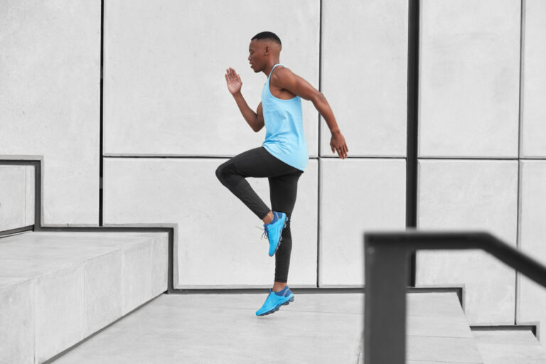 Los 8 mejores ejercicios que tu cuerpo necesita para estar en forma Los 8 mejores ejercicios que tu cuerpo necesita para estar en forma